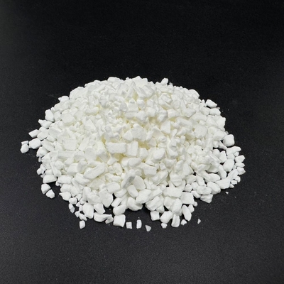 1,2,3-Benzotriazole ((BTA), tinh thể hình kim màu trắng, được sử dụng như thuốc chống rỉ sét, chất lỏng chống đông lạnh, chất phụ gia chống oxy hóa