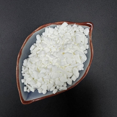 1,2,3-Benzotriazole ((BTA), tinh thể hình kim màu trắng, được sử dụng như thuốc chống rỉ sét, chất lỏng chống đông lạnh, chất phụ gia chống oxy hóa